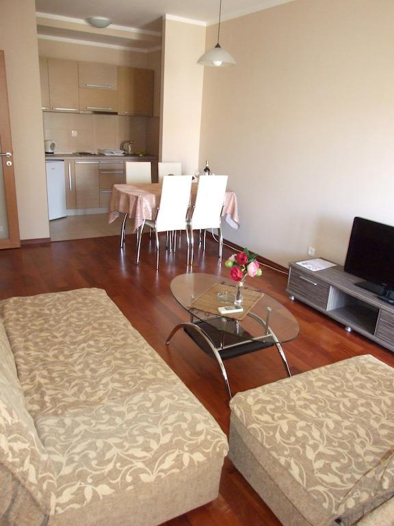 Apartments Oaza 2 Petrovac Ruang foto