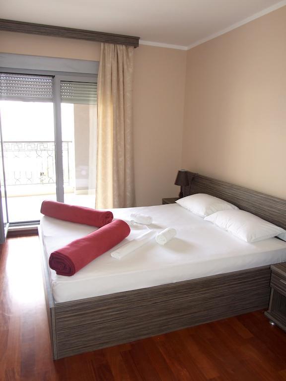 Apartments Oaza 2 Petrovac Ruang foto