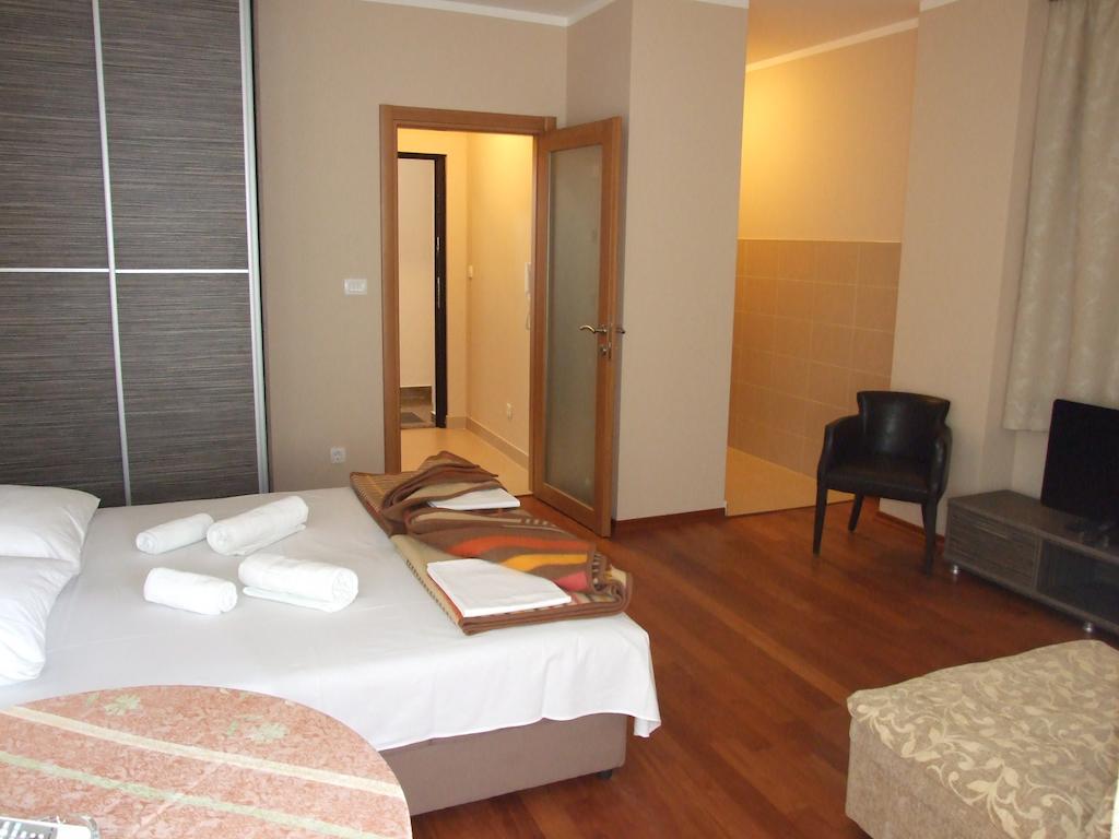 Apartments Oaza 2 Petrovac Ruang foto