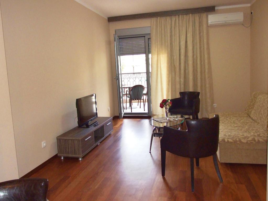 Apartments Oaza 2 Petrovac Bagian luar foto